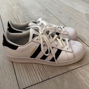 Adidas superstar sneakers youth